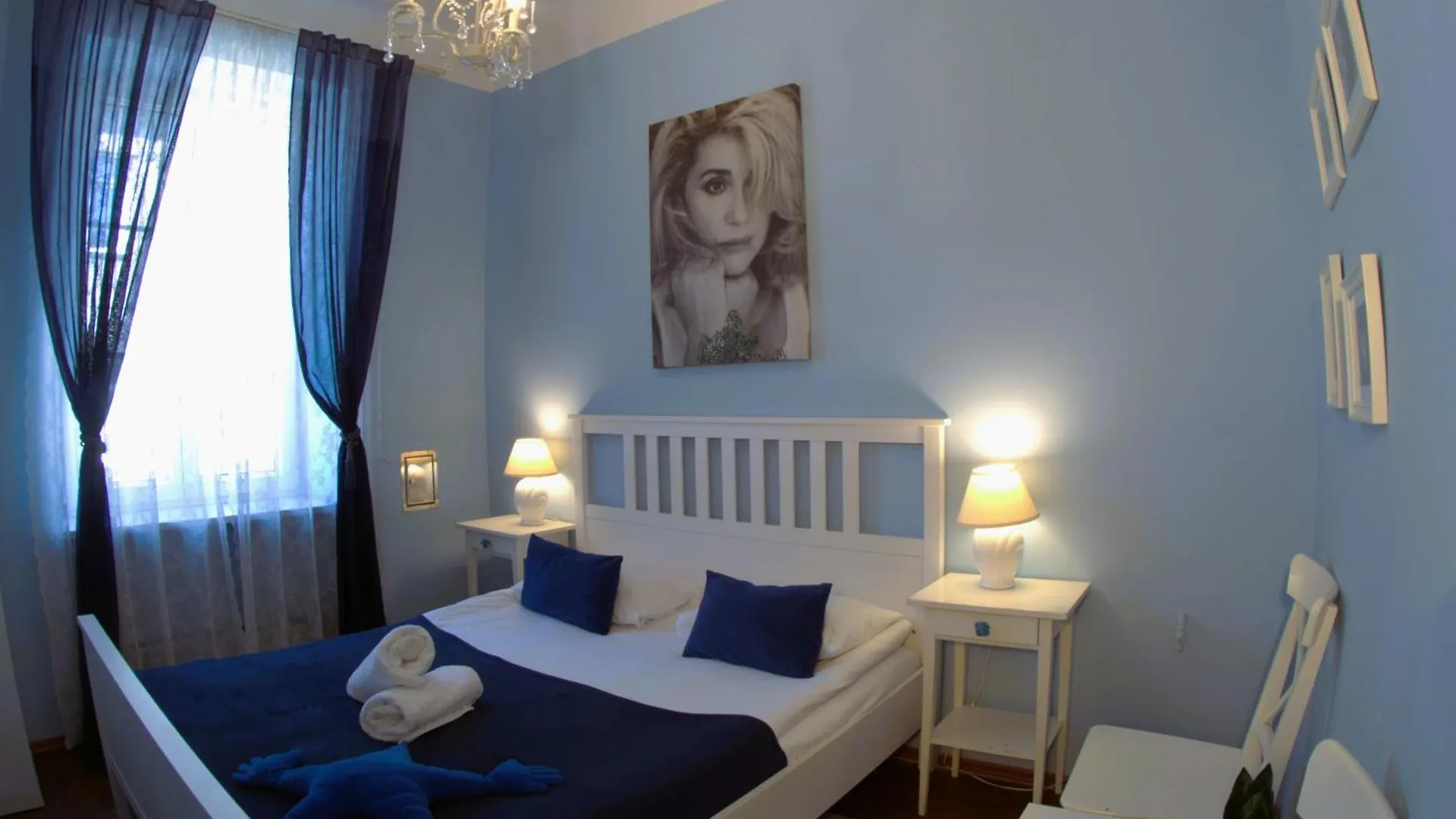 Chmielna Guest House 바르샤바 폴란드