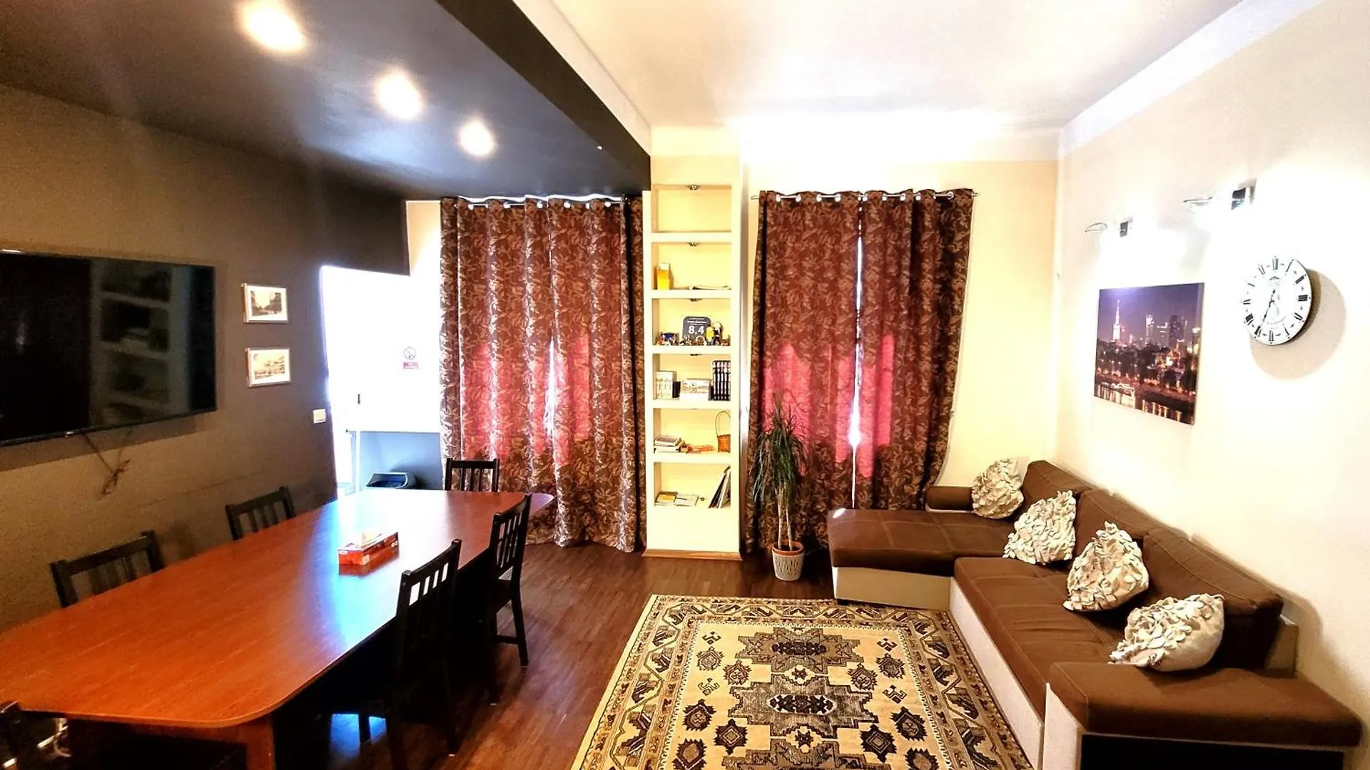 Chmielna Guest House 바르샤바 폴란드