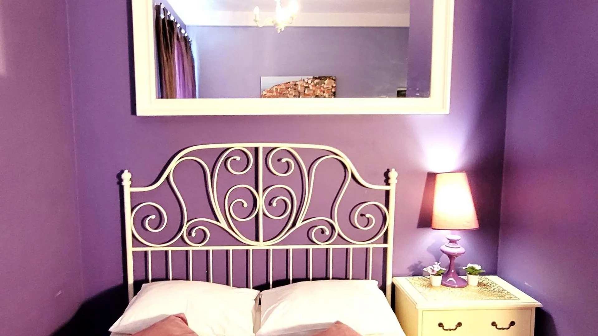 Chmielna Guest House 바르샤바