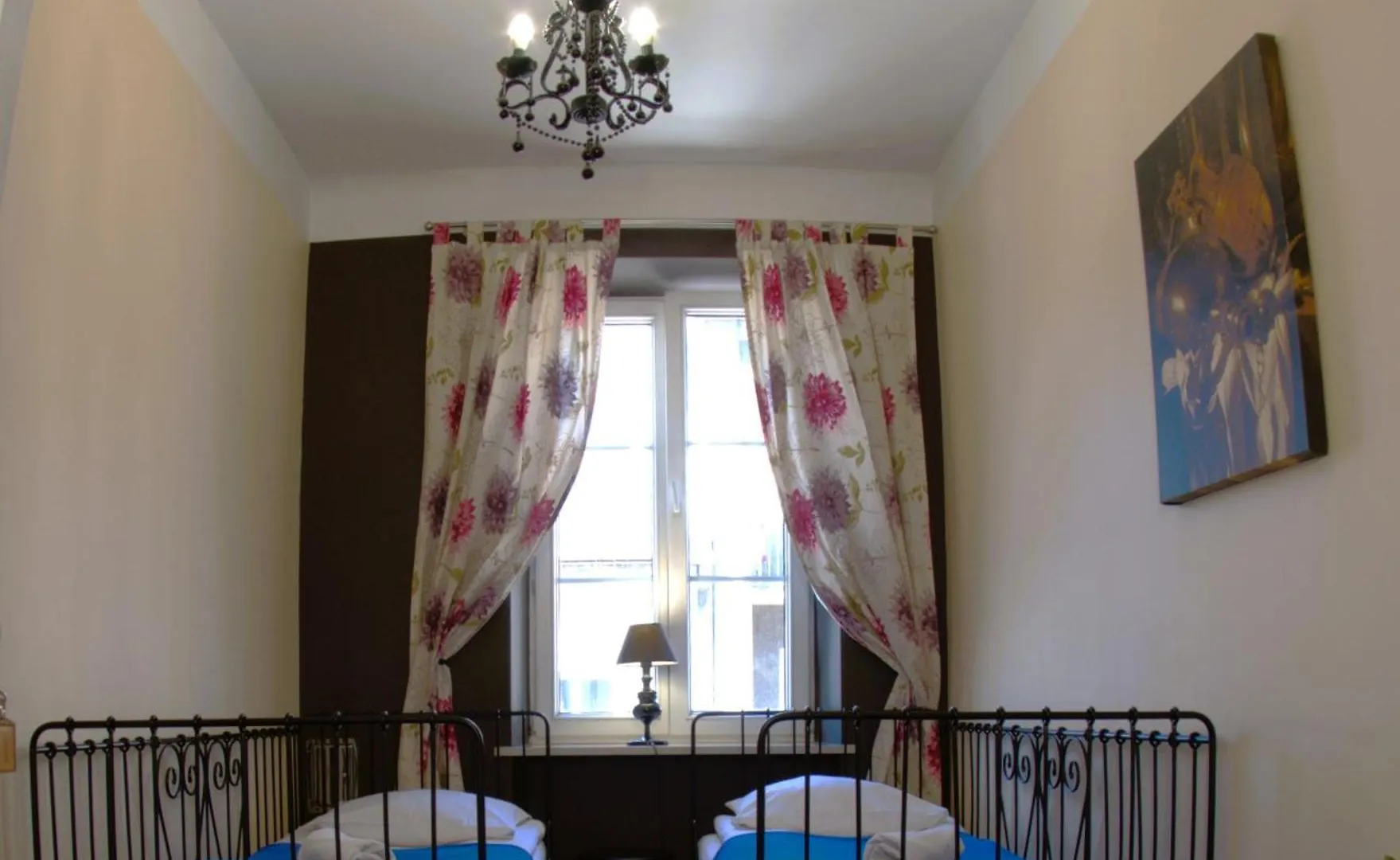 Chmielna Guest House Varsó